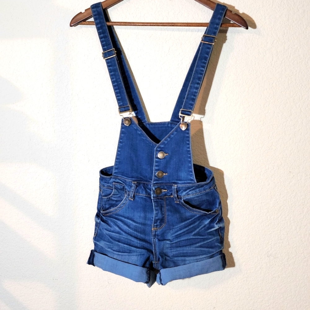 I & M jeans overall shorts small